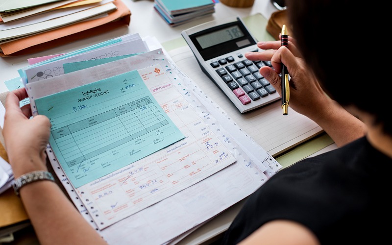 5 Debt Consolidation Questions to Ask a Lender Before Borrowing 5 Debt Consolidation Questions to Ask a Lender Before Borrowing